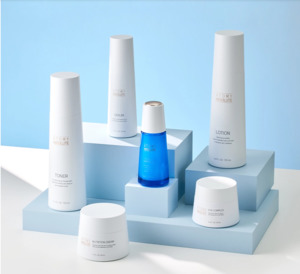 Specials: Atomy Absolute Skincare Set (Set containing 6 items)