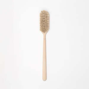 Lifestyle: Dry Brush