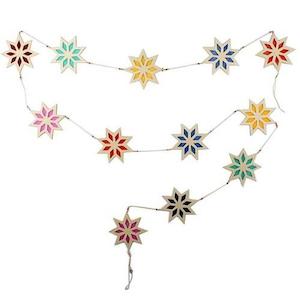 Christmas Decorations: Star Garland