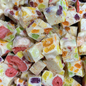 [Snowflake Crisps] Froot Loops Tropical [220g]