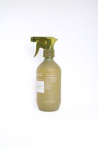 Ashley&Co - Bench Press