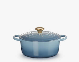 Le Creuset Signature Round Casserole Oven 24cm / 4.2L - Chambray