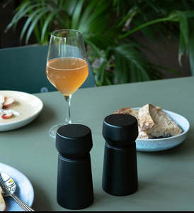 Kitchen: Crushgrind Amsterdam Salt, Pepper & Spice Grinder