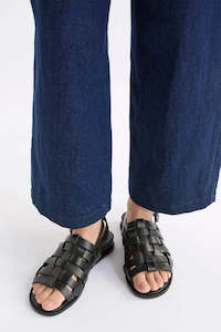 Sandals: Elk Ostt Sandal