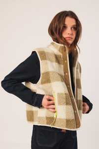 Indi Cold: Indi & Cold Teddy Plaid Vest