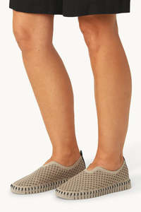 Shoes: Ilse Jacobsen Tulip Slip In Shoe Coriander
