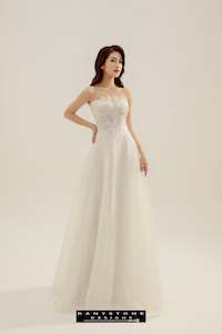 A Line Wedding Dresses: Exquisite Pleated Bustier Wedding Dress with Floral Embellishments