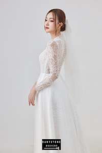Queen Collar Lace Dress with Mesh Parts