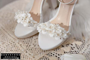 Elegant White Matte Leather Wedding Sandals with Pearl Flowers