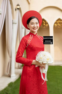 Luxurious Pearl-Trimmed Brocade Bridal Ao Dai