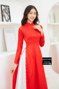 Vietnamese Wedding Dress: Elegant Red Brocade Bridal Ao Dai with Pearl Accents