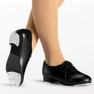 Tap Shoes: Lace-up Tap Shoe