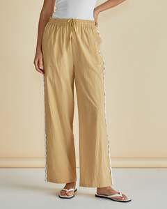 Betty Basics Geogie Pants BB8502 - Beige Ric rac