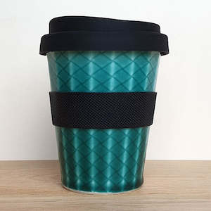 Drink Sleeves: Silicone Coffee Cup Sleeve 10oz (89mm) - Black
