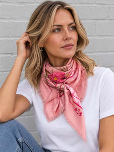 Frontpage: THE CAROLINE PETITE WOOL SILK