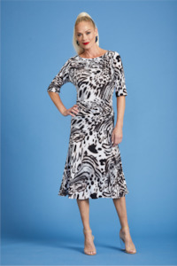 All Sale Items: 7914 Side Ruched Half Sleeve Top