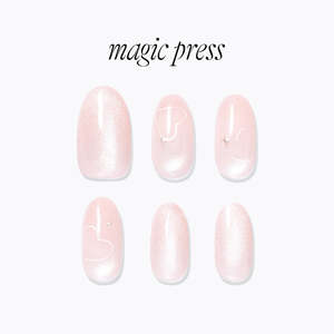 [BLUSHING] MAGIC PRESS NAIL - BLUSHING HEART