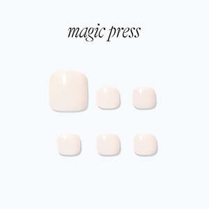 [BLUSHING] MAGIC PRESS NAIL - MILKY CREAM