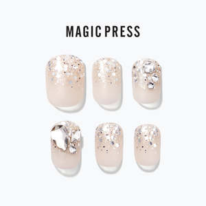 [NEW WORLD] MAGIC PRESS NAIL - CRYSTAL DROP