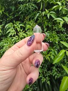 Clear Quartz Vogel Wand D