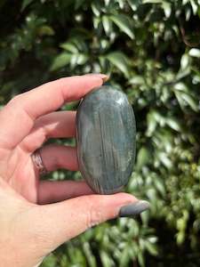 Palmstones: Labradorite Palm Stone G