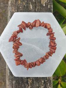 Chip Bracelets: Goldstone Crystal Chip Bracelet