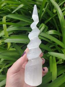 Points Towers: Selenite Unicorn Horn Large