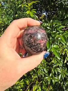 Palmstones: Rhodonite Palm Stone B