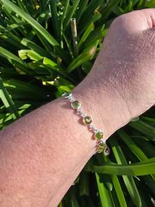 Peridot Round | Polished Sterling Silver Adjustable Bracelet E