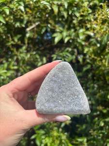 Aura Amethyst Flat Base B