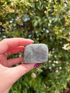 Flat Bases Freeforms: Labradorite Free Form i