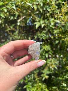 Clusters: Aura Amethyst Druze Piece E