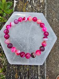 Jewellery: Pink Agate | Round Bead Bracelet