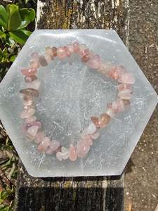 Rose Quartz Crystal Chip Bracelet