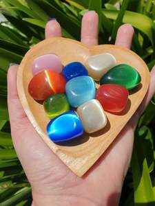 Bulk Buys: Cats Eye Mixed Coloured Tumbled Stones 10 Pack Valued at $40