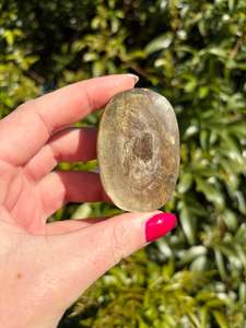 Palmstones: Golden Mica Palm Stone C