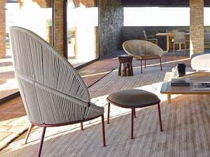 Outdoor Ottomans: Petalo Pouf