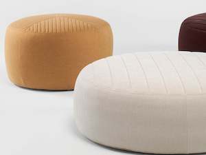 Tolv: Fromage Manchego Ottoman