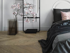 Home Decor: Flos Vase