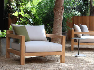 Dawson Design Studio: Ariki lounge chair