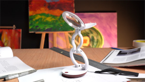Magnifying Lamps: Yoyo Magnifier