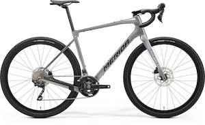 Road Bikes: MERIDA SILEX 4000 - GUN METAL GREY (BLACK/TITAN)