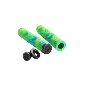 Scooter Parts: ENVY WILLIAM SCOTT GRIPS- GREEN/TEAL
