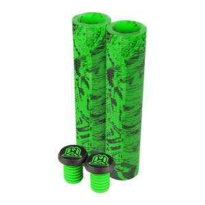 Scooter Parts: MADD GEAR 150MM TRIFECTA GRIPS