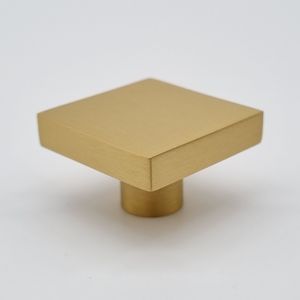 Solid Brass Square Knobs [Piazza]