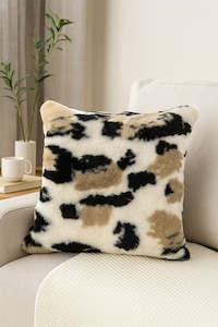 Blankets: Pillow 45 x 45cm AAA-22