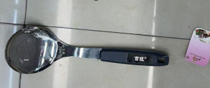 Cutlery: Black Handle Solid Spoon JW-911 722-7