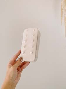 Pearl Collection: Classic Round Pearl Studs