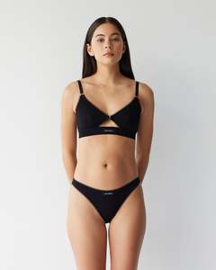 Bottoms: Eyelet Trim Brief - Noir