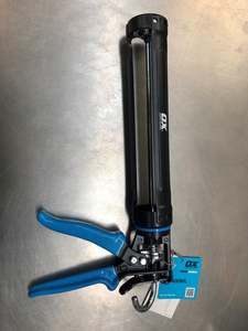 Plaster Tools: Ox Pro Heavy Duty Sealant Gun